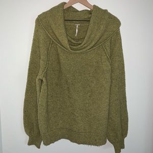 FREE PEOPLE - Cowlneck Knit Sweater